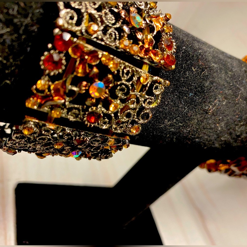 Premier Design stretch Bracelet - Picture 5 of 11
